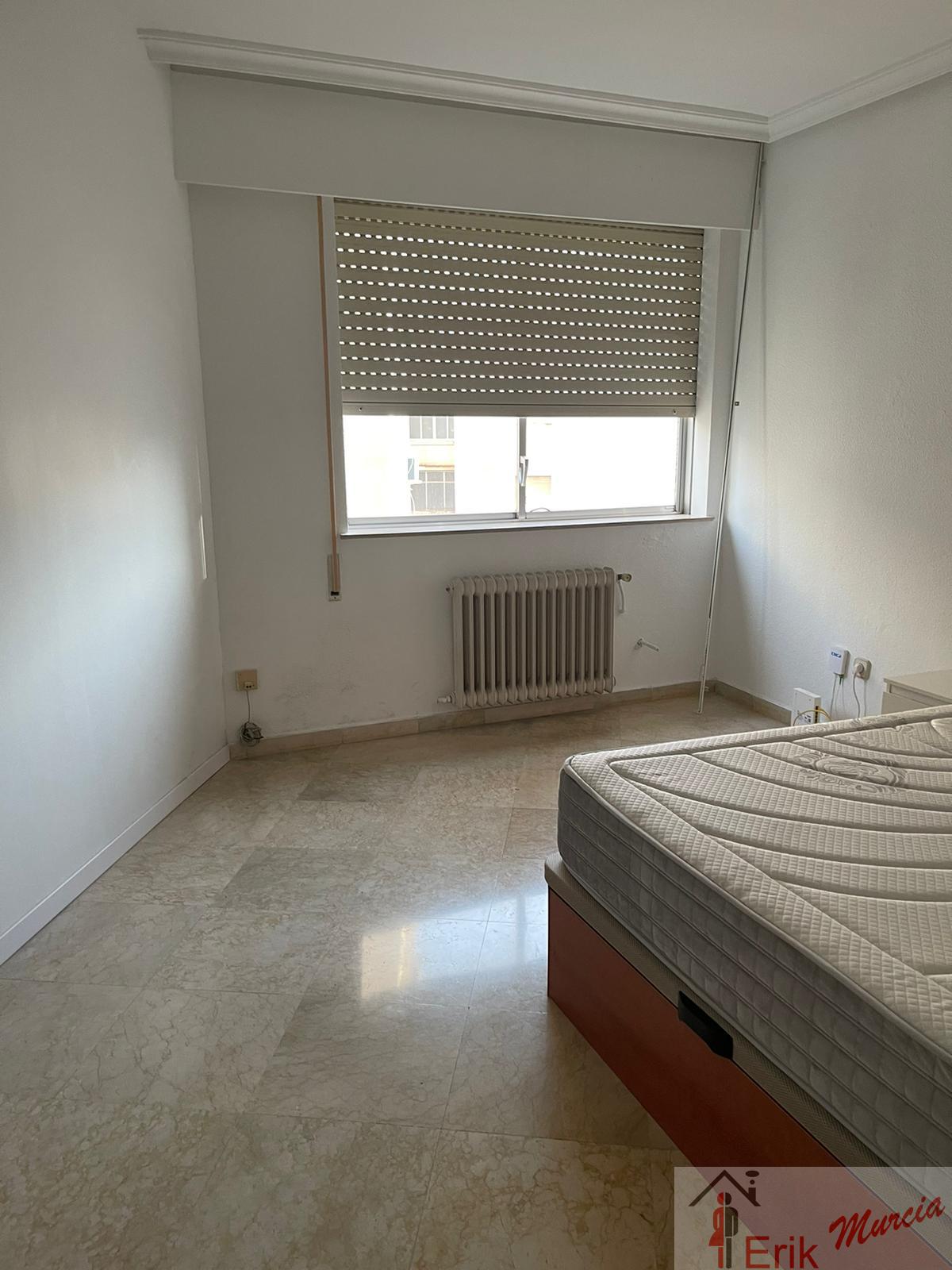 For rent of room in Murcia