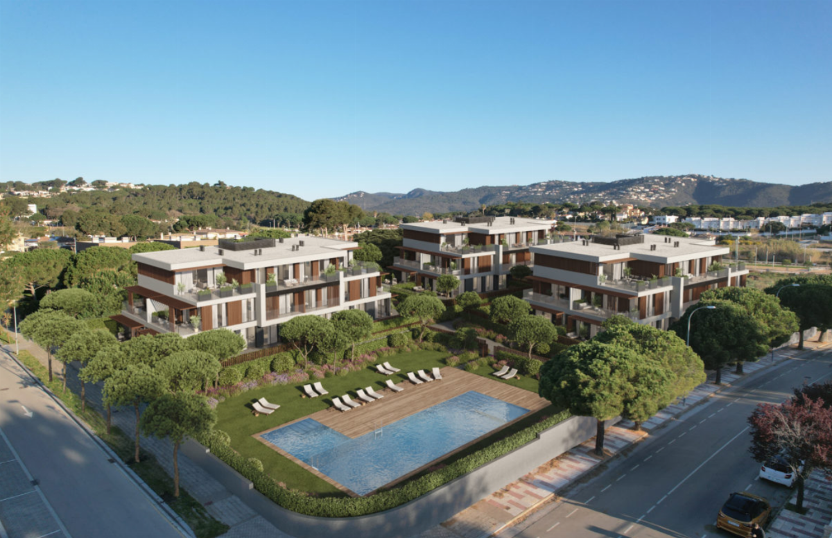 For sale of new build in Castell-Platja d´Aro