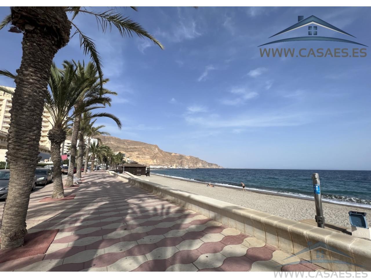For rent of flat in Roquetas de Mar