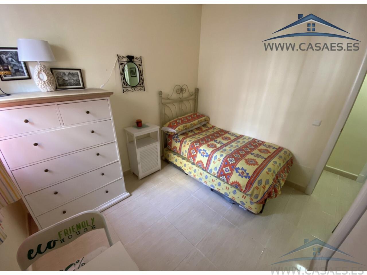 For rent of flat in Roquetas de Mar