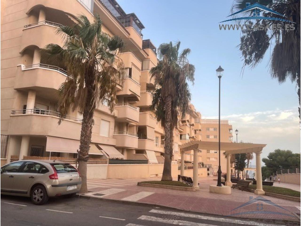 For rent of flat in Roquetas de Mar
