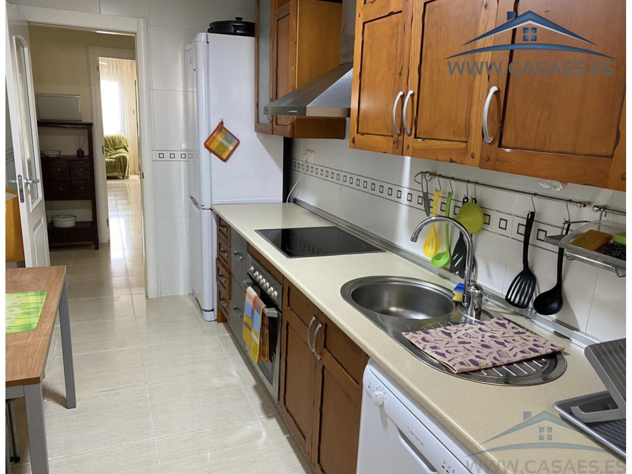 For rent of flat in Roquetas de Mar