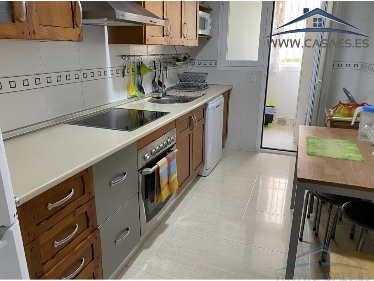 For rent of flat in Roquetas de Mar
