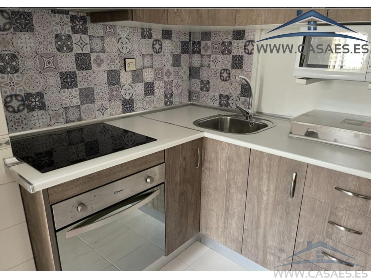 For rent of flat in Roquetas de Mar