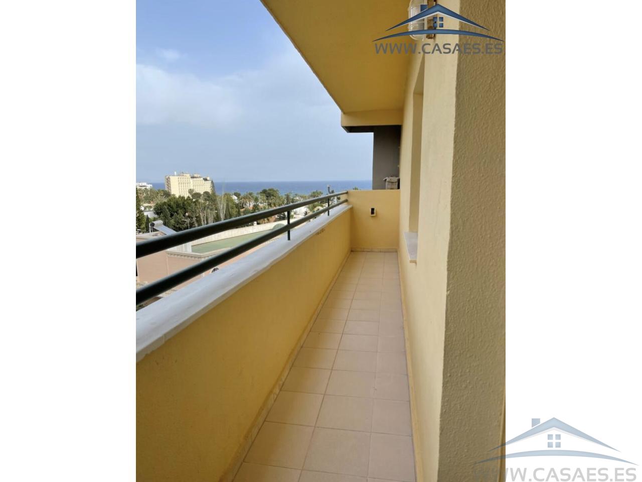 For rent of flat in Roquetas de Mar