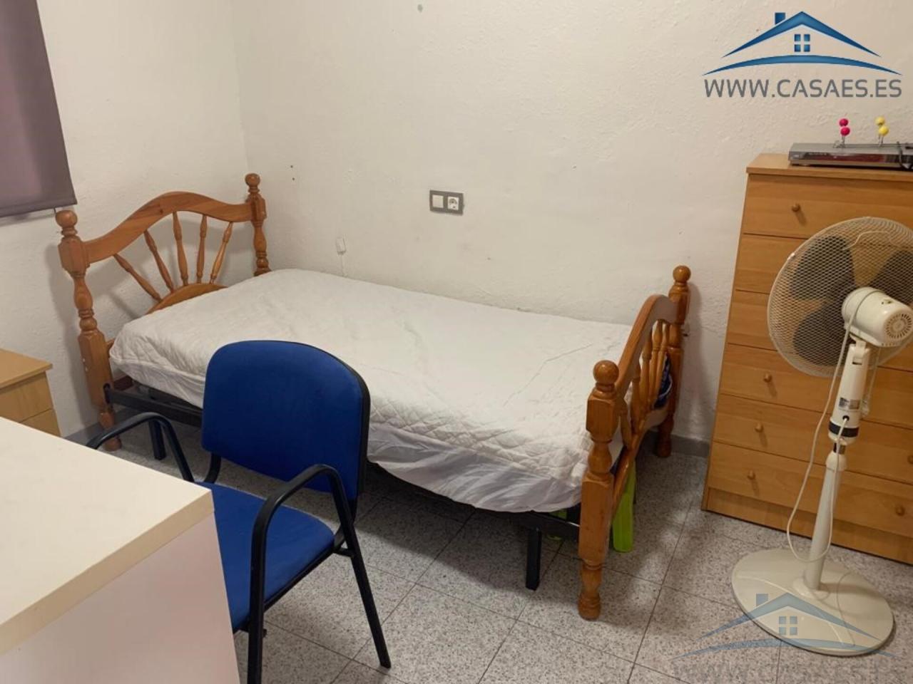 For rent of flat in Almería