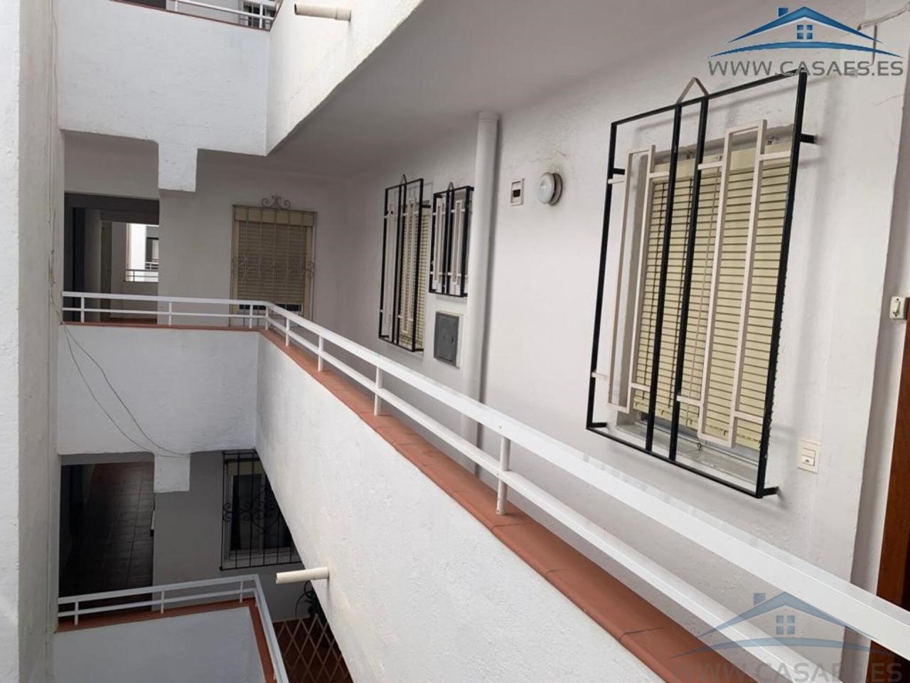 For rent of flat in Almería