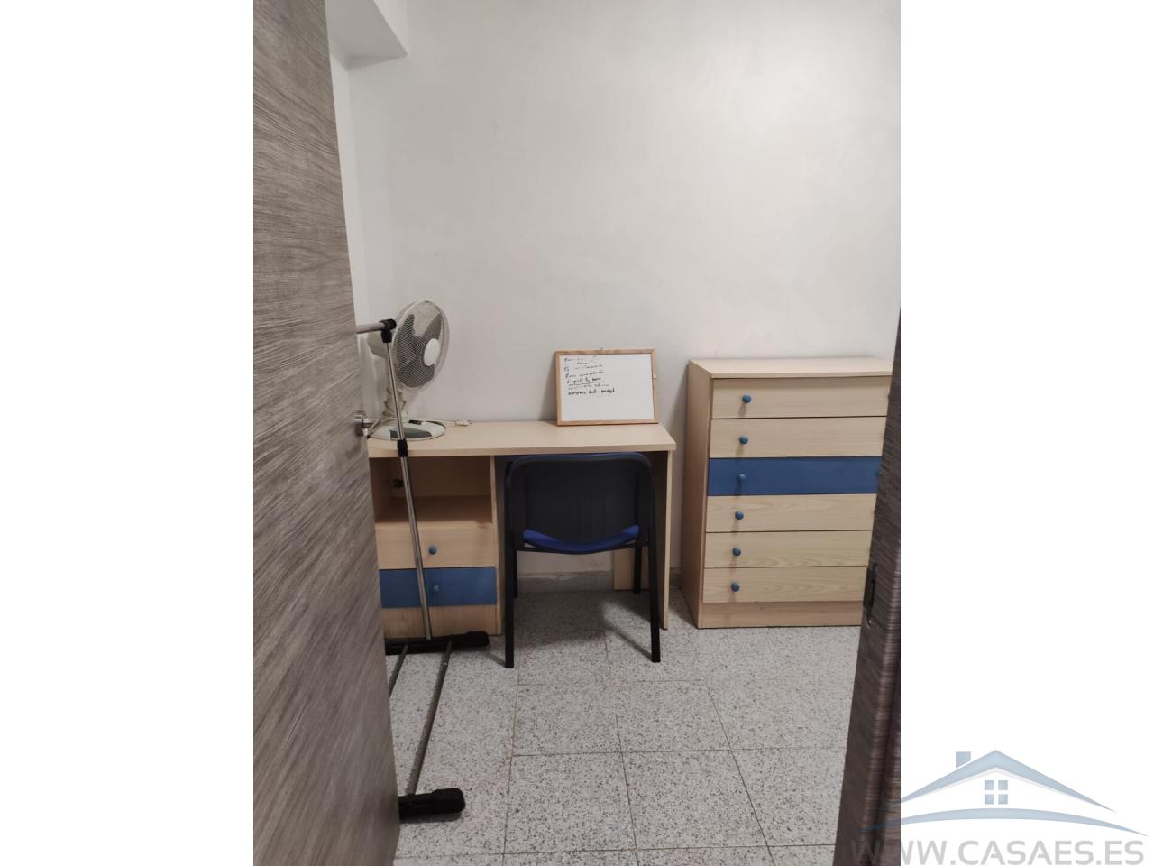 For rent of flat in Almería