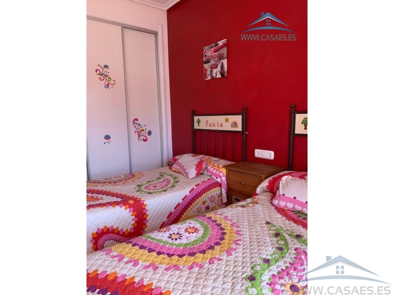 Alquiler de piso en Roquetas de Mar