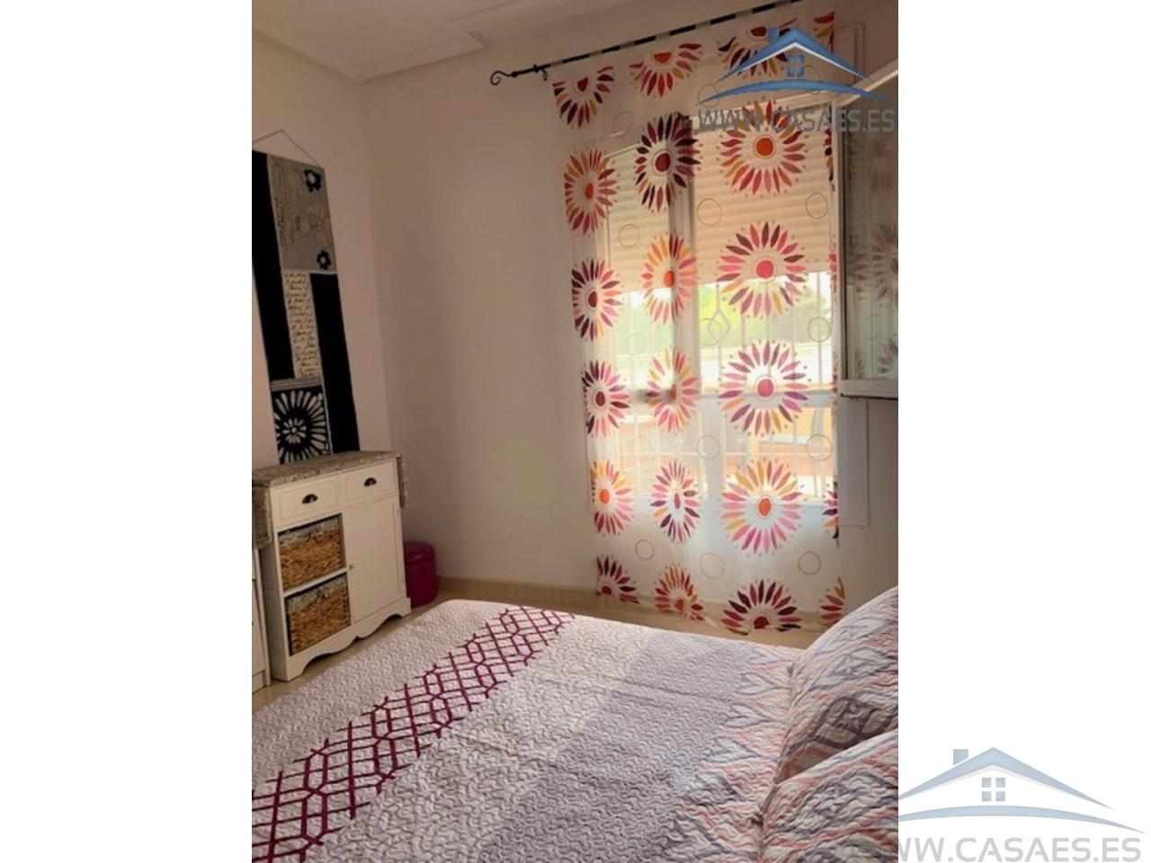 Alquiler de piso en Roquetas de Mar