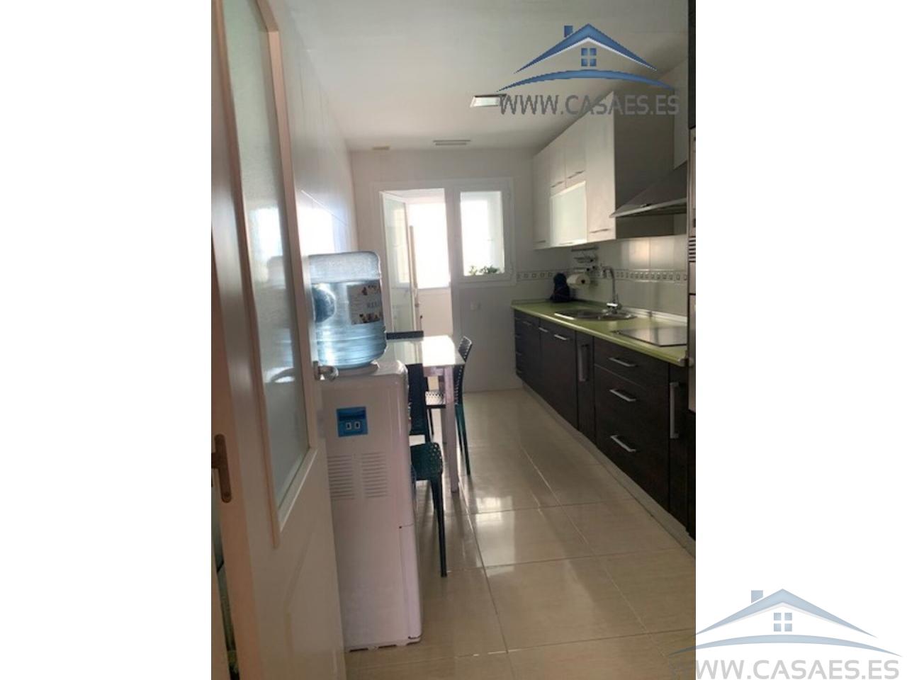 Alquiler de piso en Roquetas de Mar