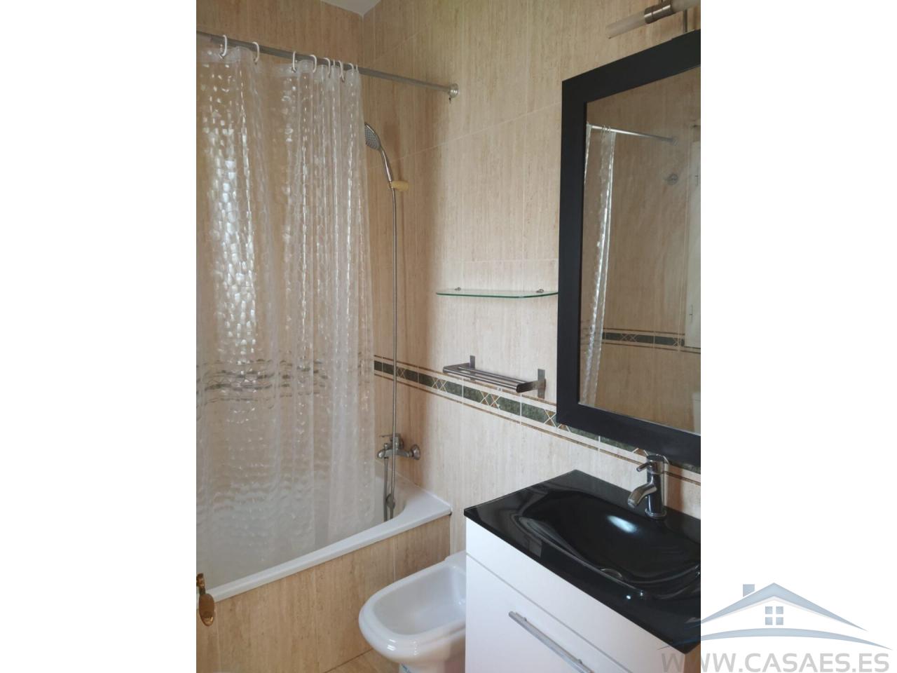 For sale of flat in Roquetas de Mar