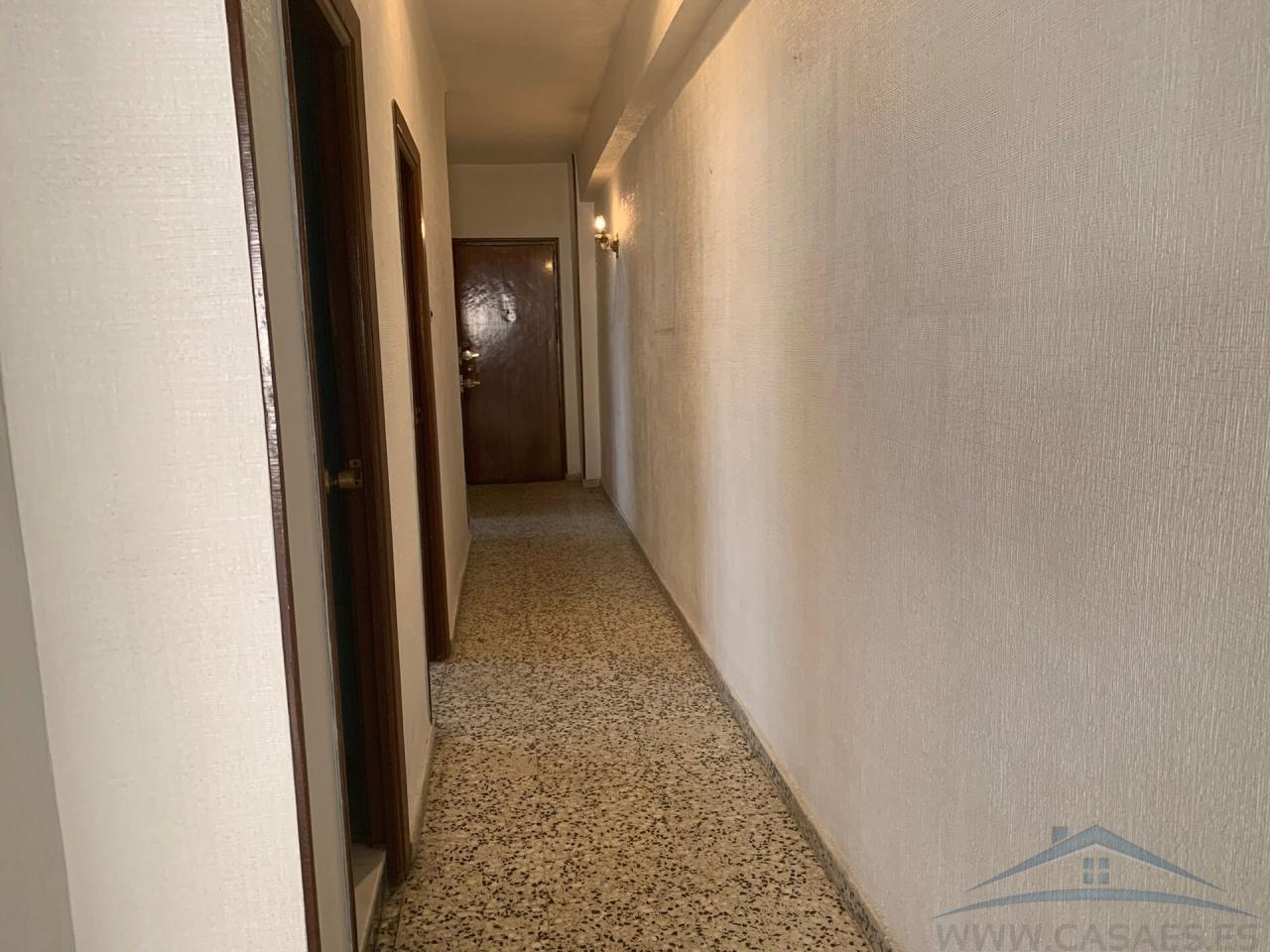 For sale of flat in Almería