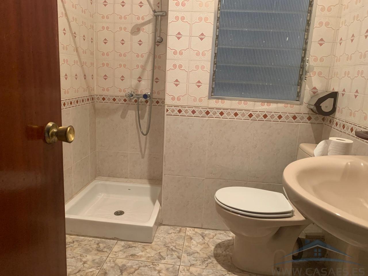 For sale of flat in Almería