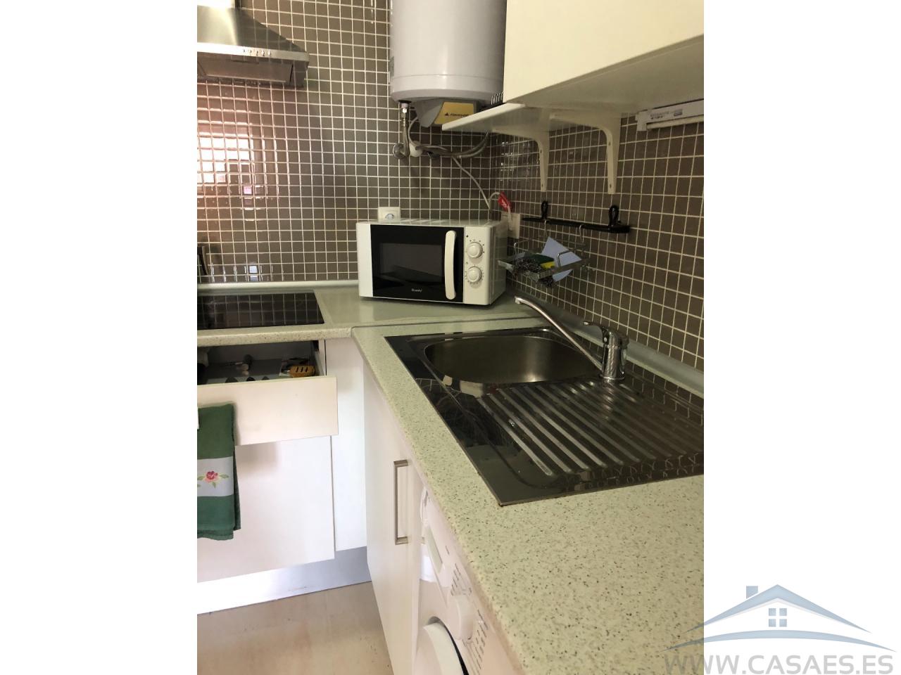 For rent of flat in Roquetas de Mar