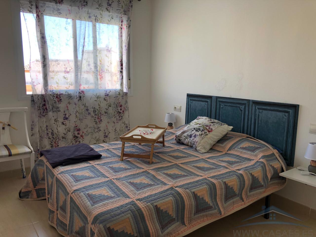 For rent of flat in Roquetas de Mar
