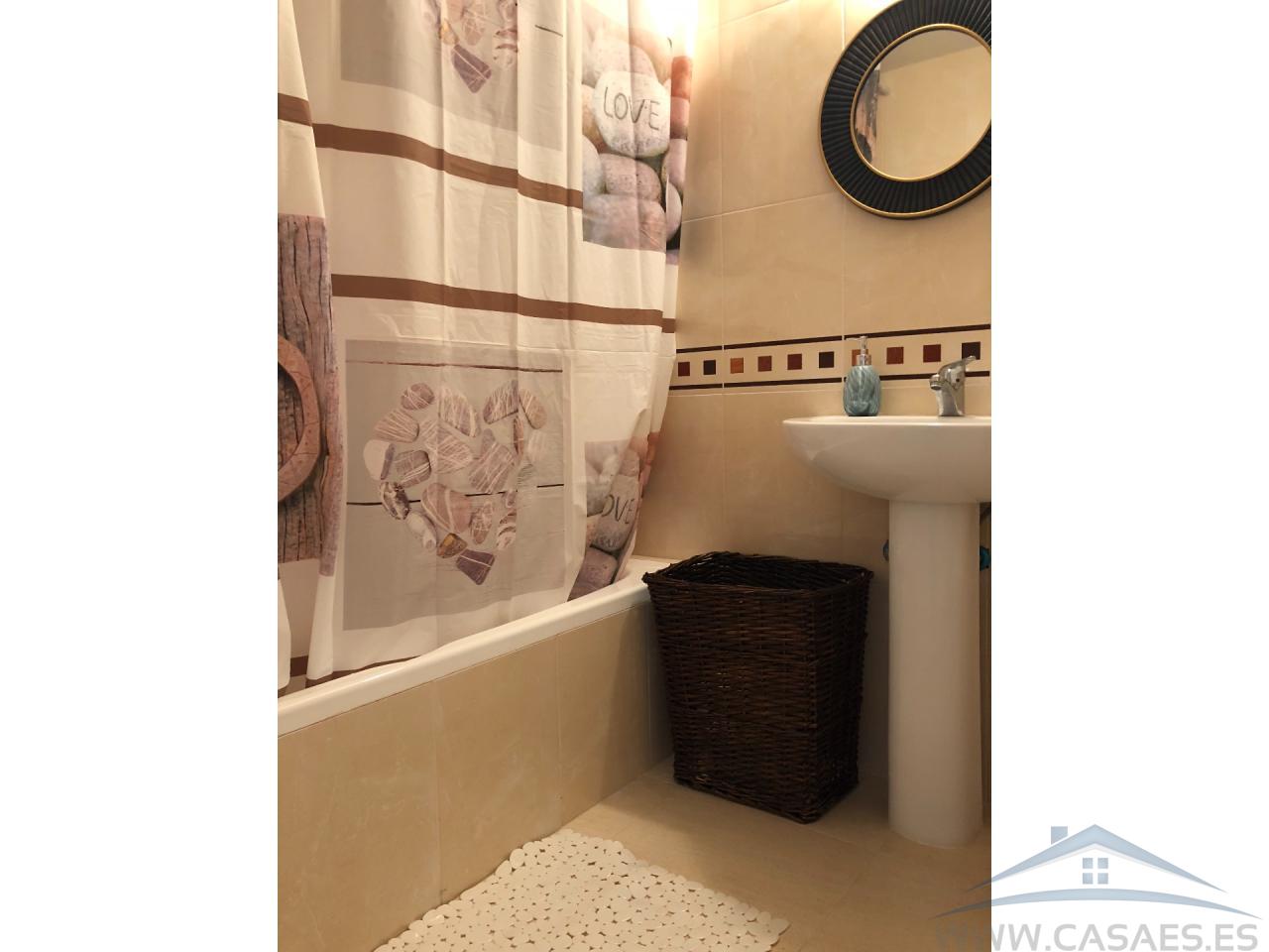For rent of flat in Roquetas de Mar