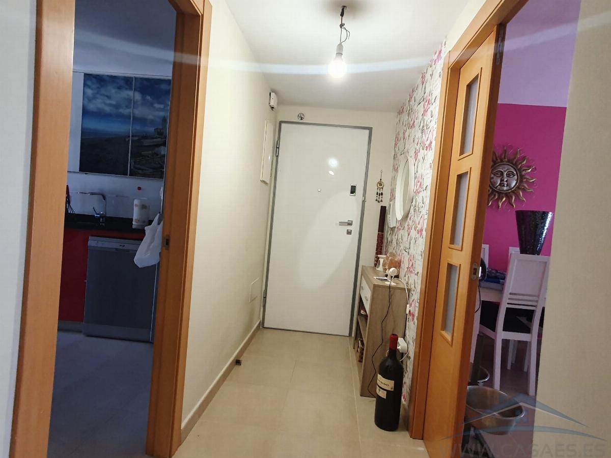 For sale of flat in Almería