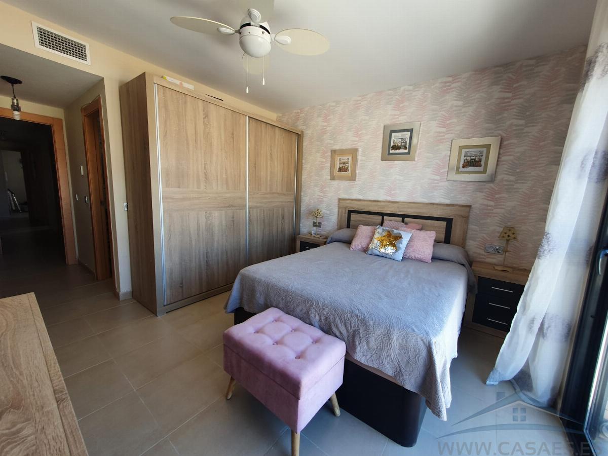 For sale of flat in Almería