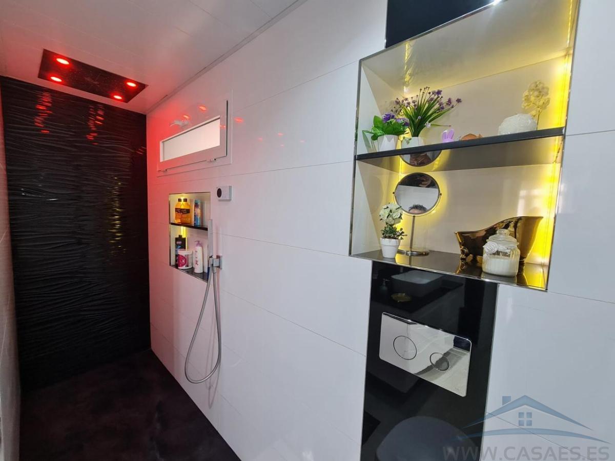 For sale of flat in Almería