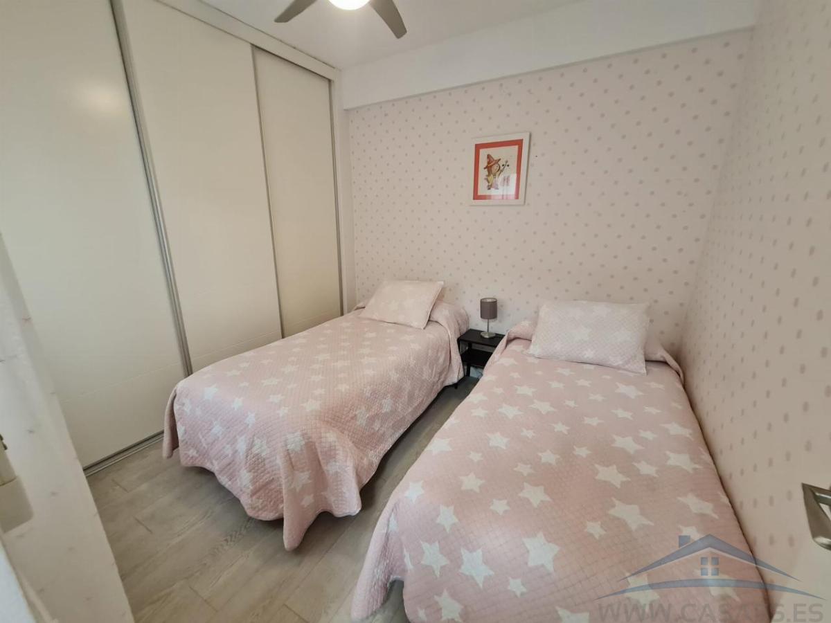 For sale of flat in Almería