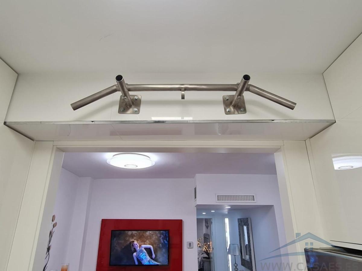For sale of flat in Almería