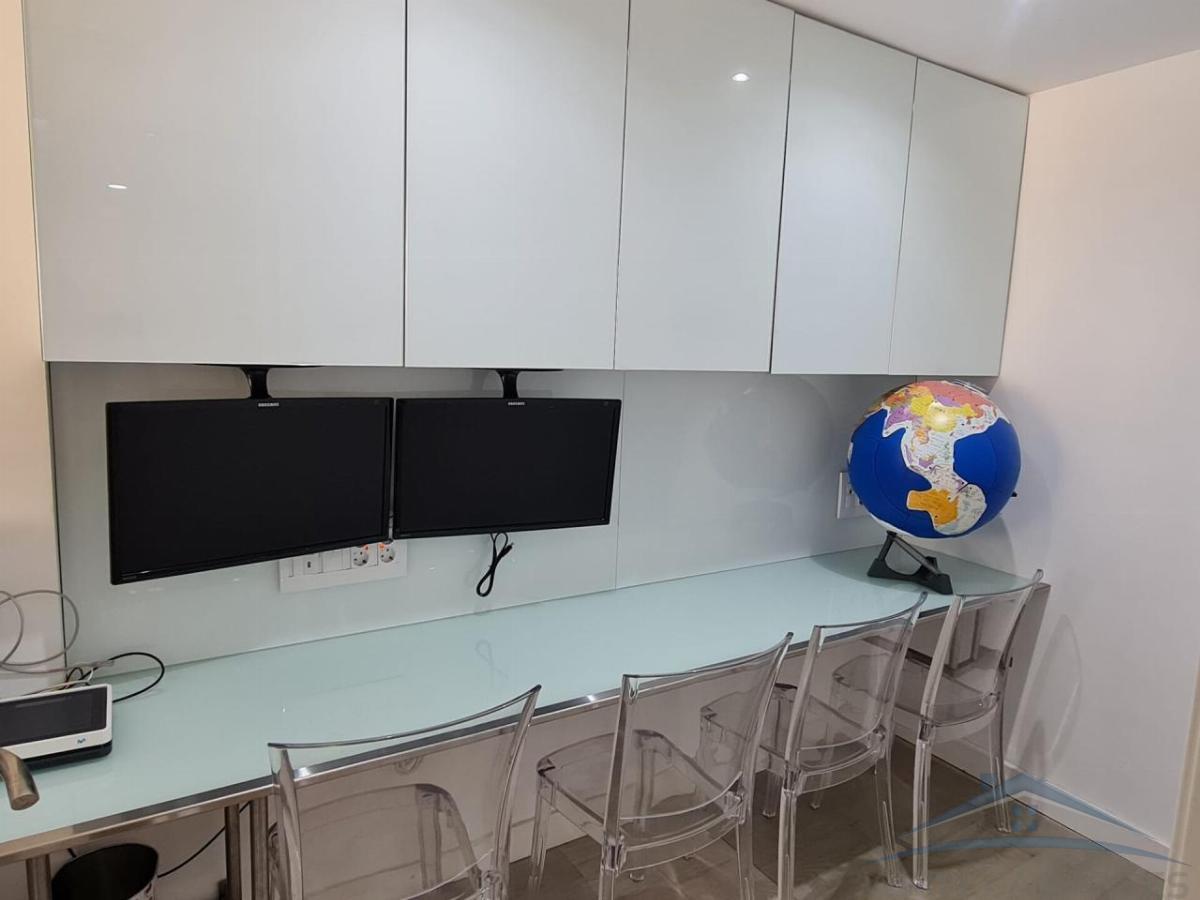 For sale of flat in Almería