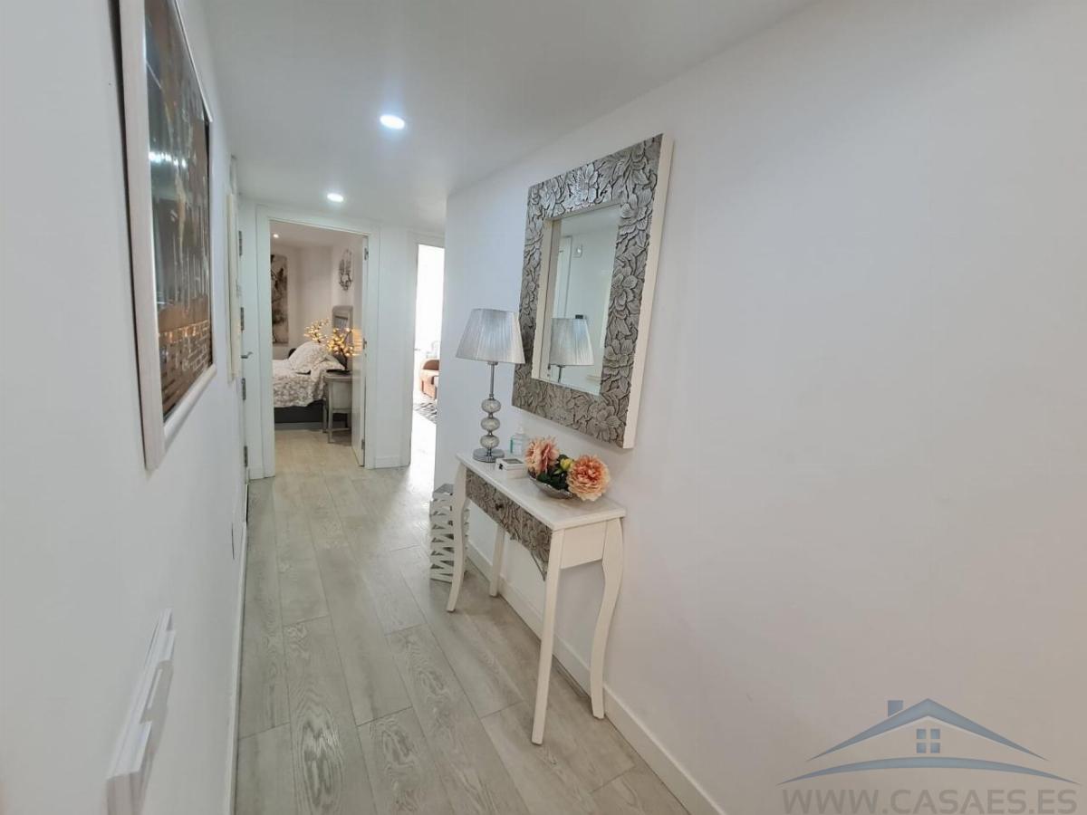 For sale of flat in Almería