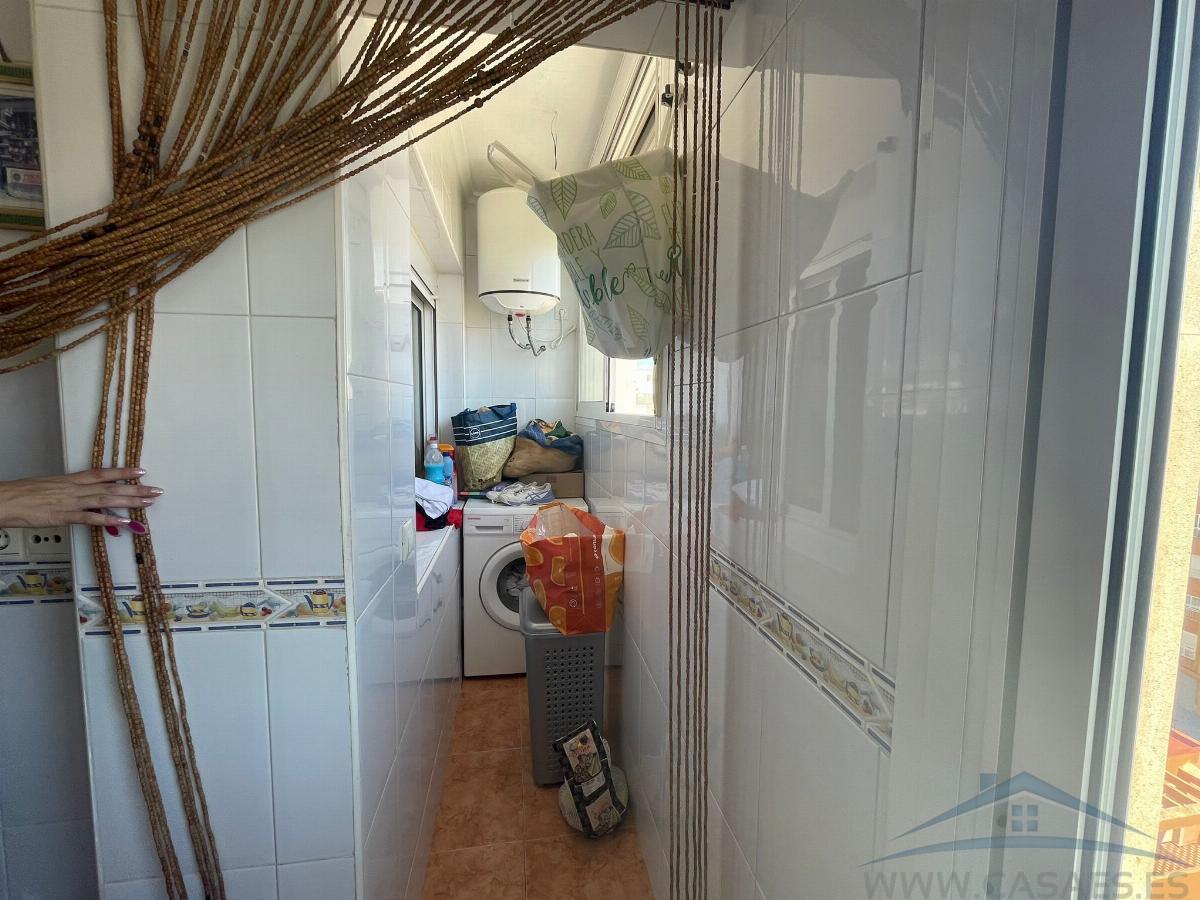 For rent of flat in Almería