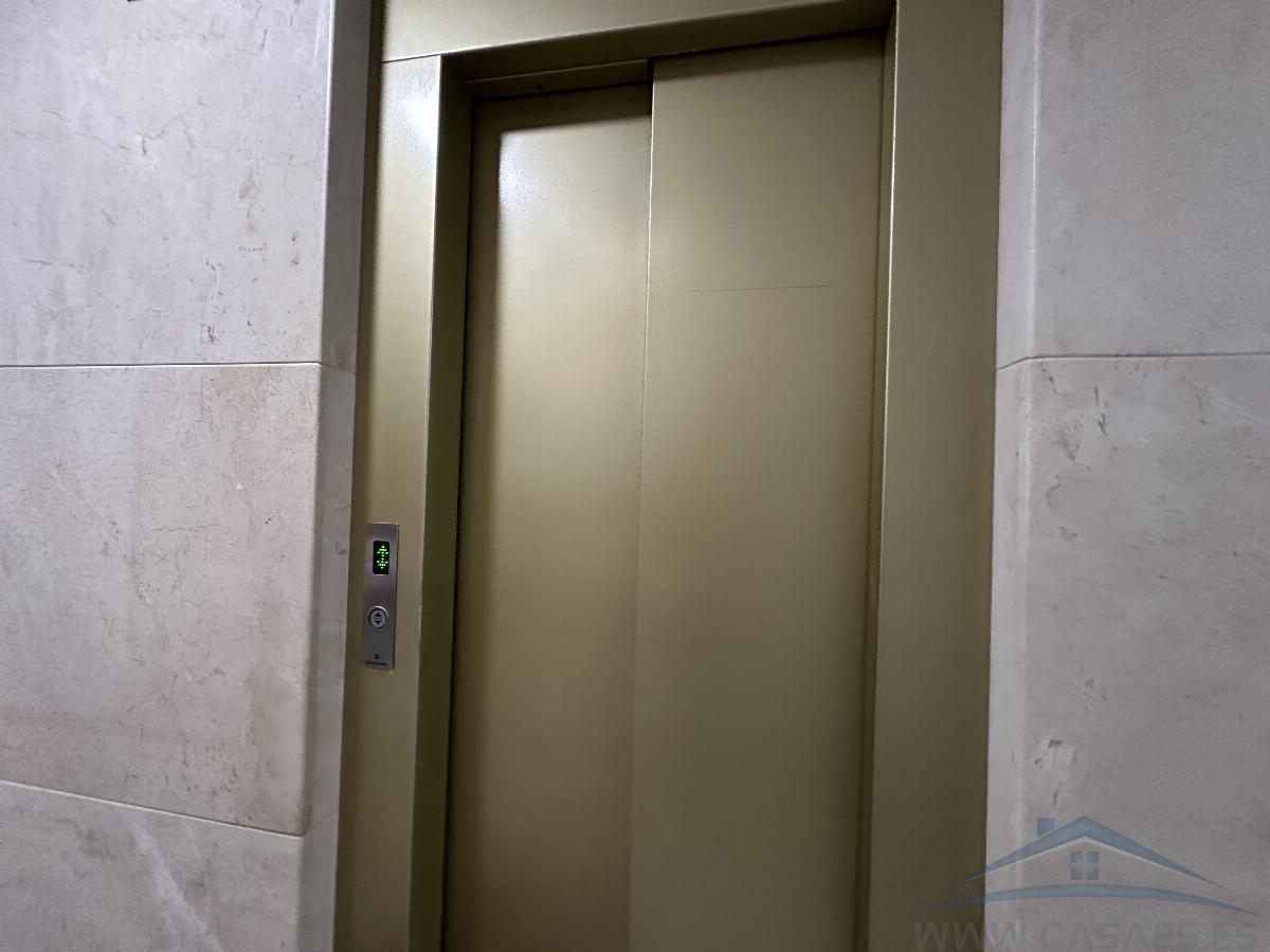 For rent of flat in Almería