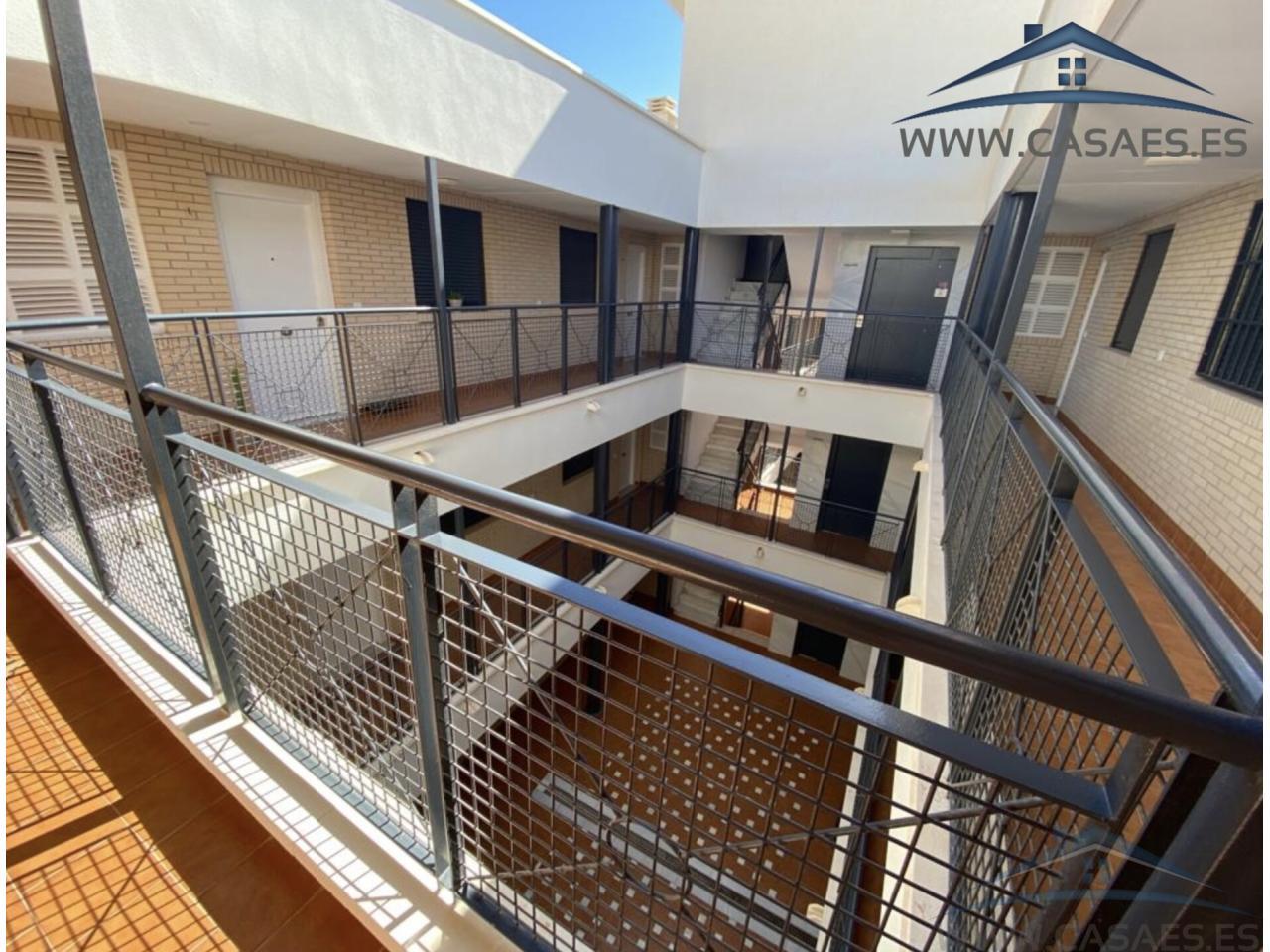 Sprzedaż z mieszkanie w Roquetas de Mar