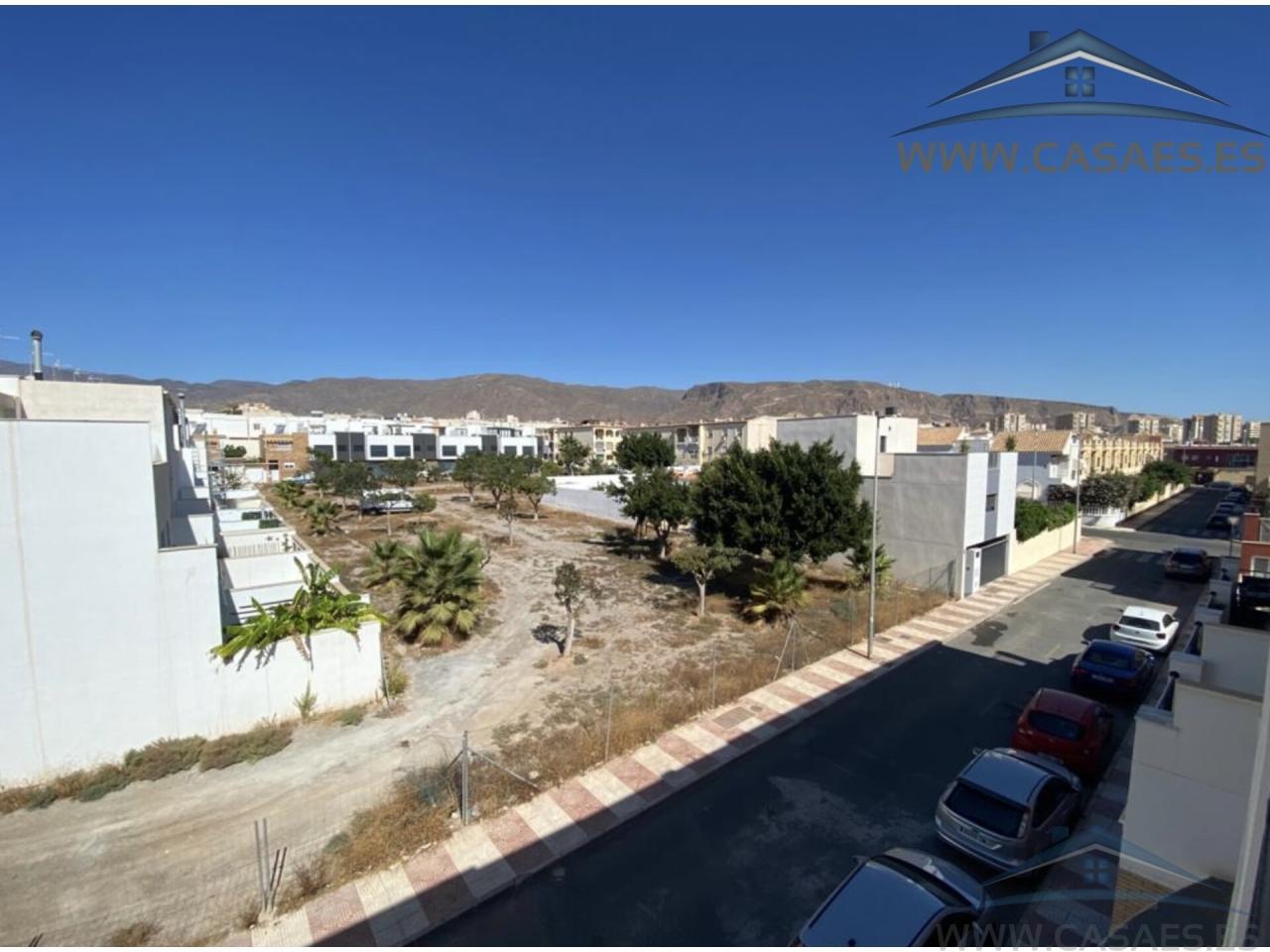 Sprzedaż z mieszkanie w Roquetas de Mar