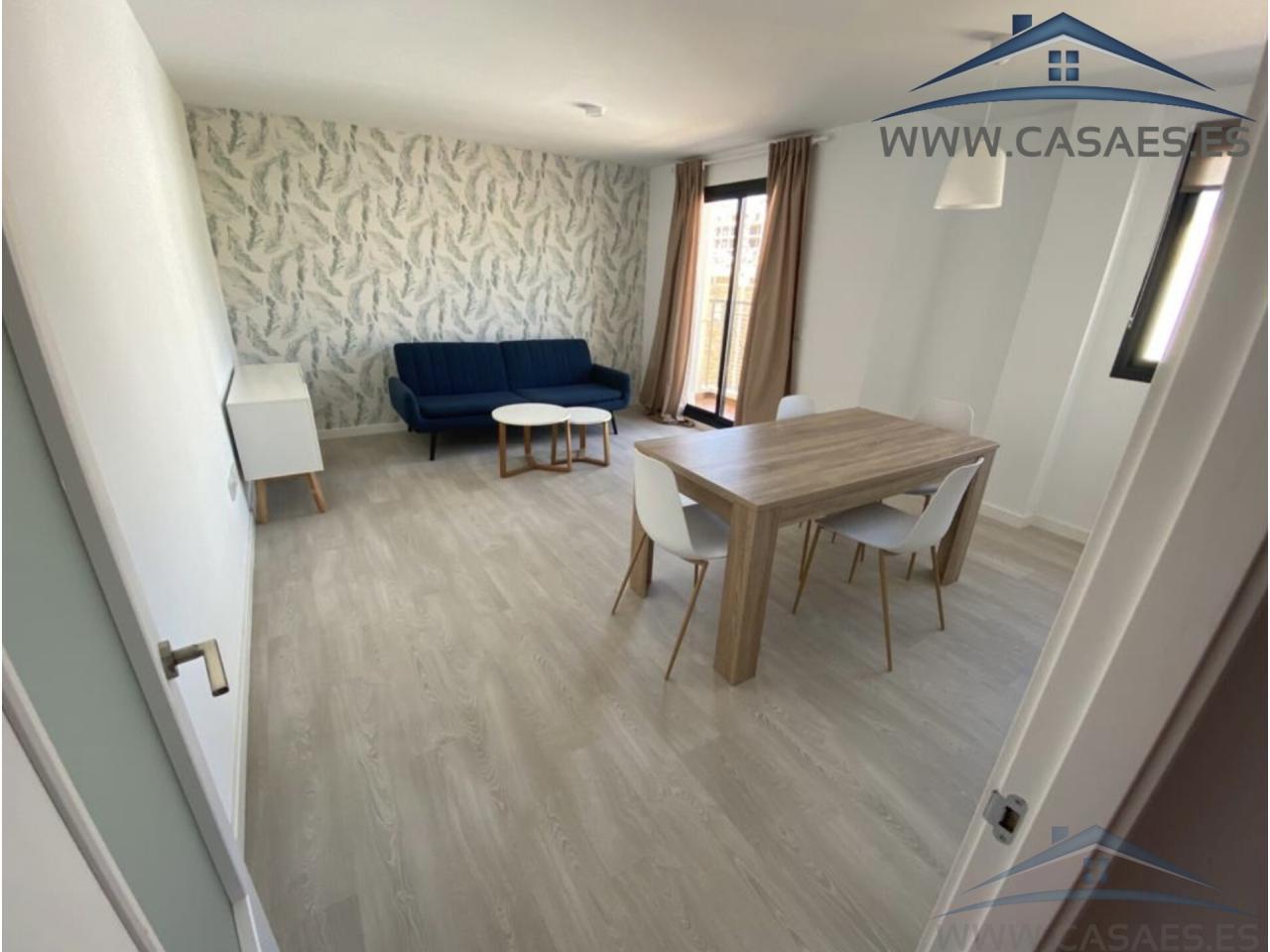 Sprzedaż z mieszkanie w Roquetas de Mar