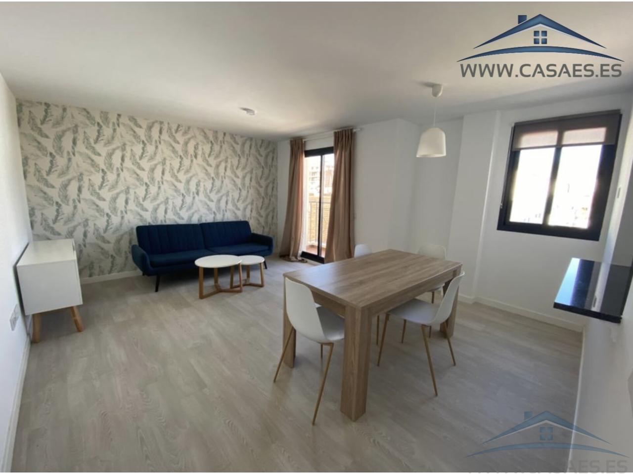 Sprzedaż z mieszkanie w Roquetas de Mar