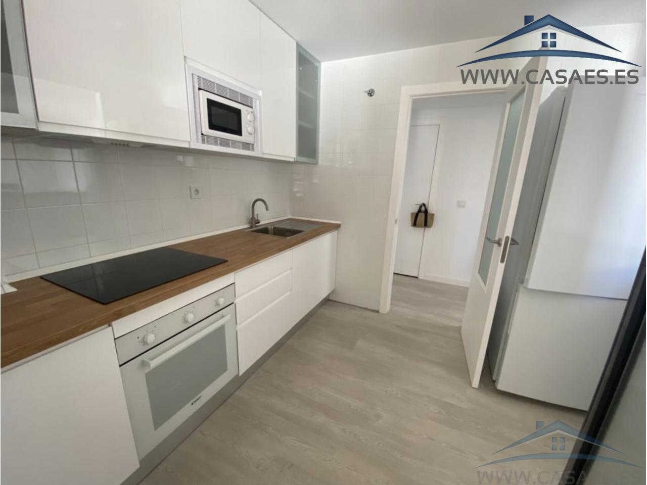 Sprzedaż z mieszkanie w Roquetas de Mar