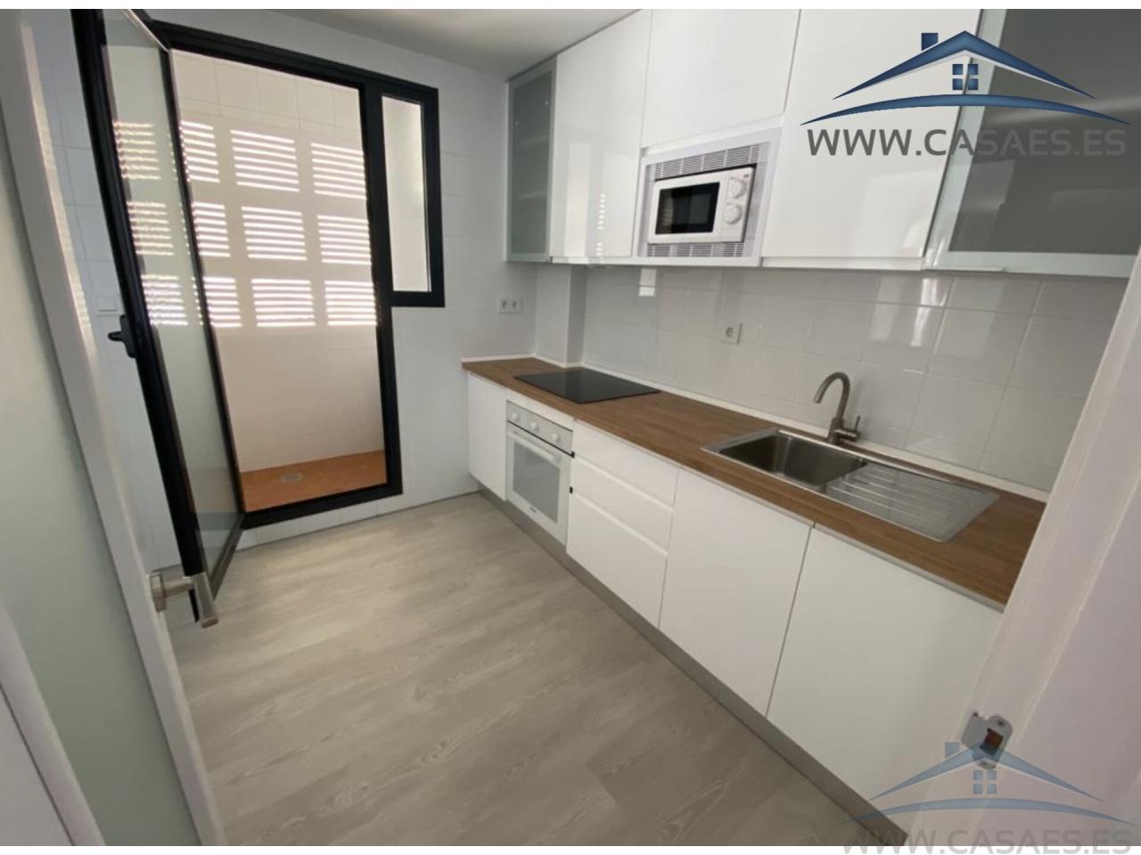 Sprzedaż z mieszkanie w Roquetas de Mar