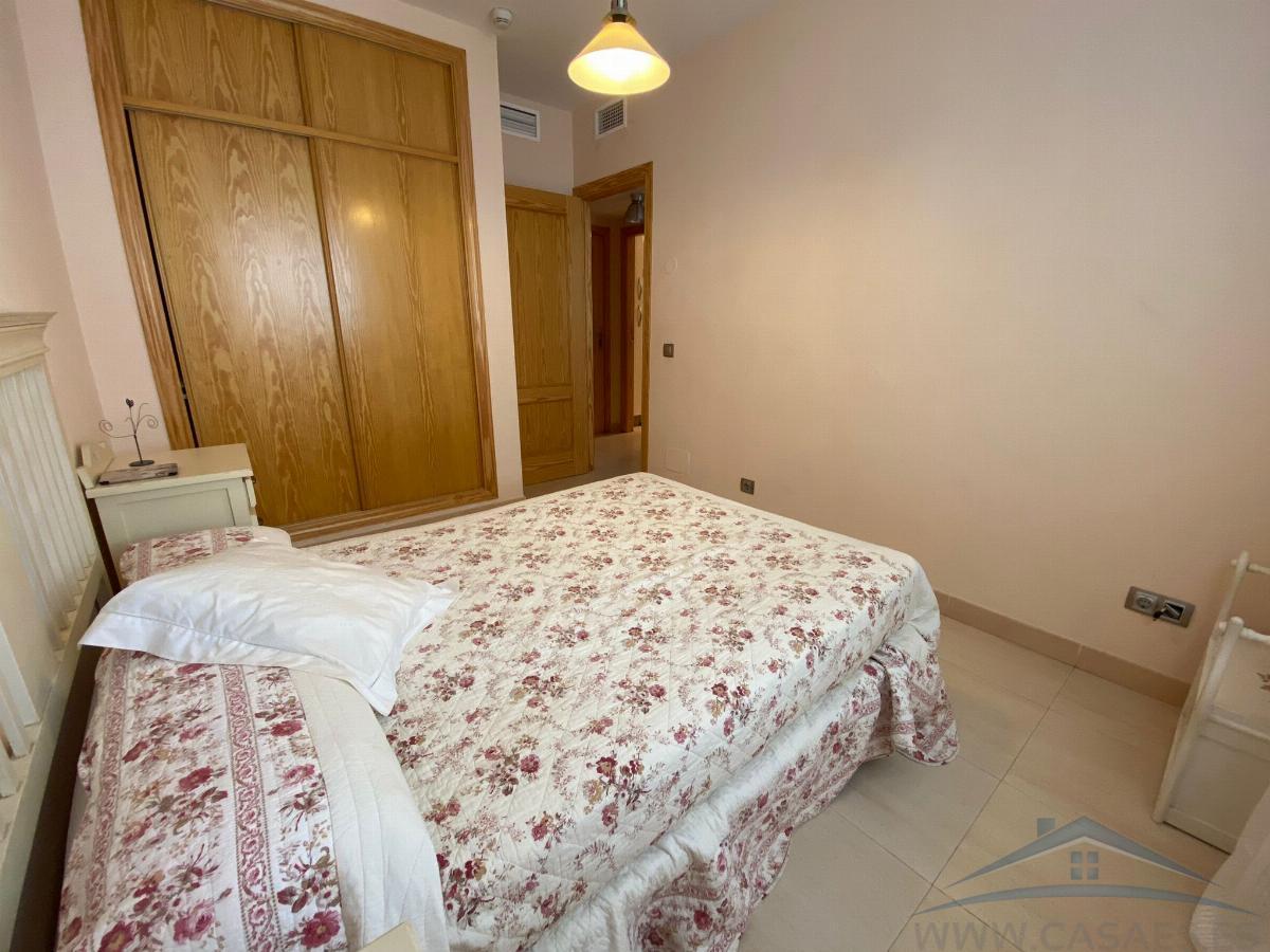 For sale of flat in Roquetas de Mar