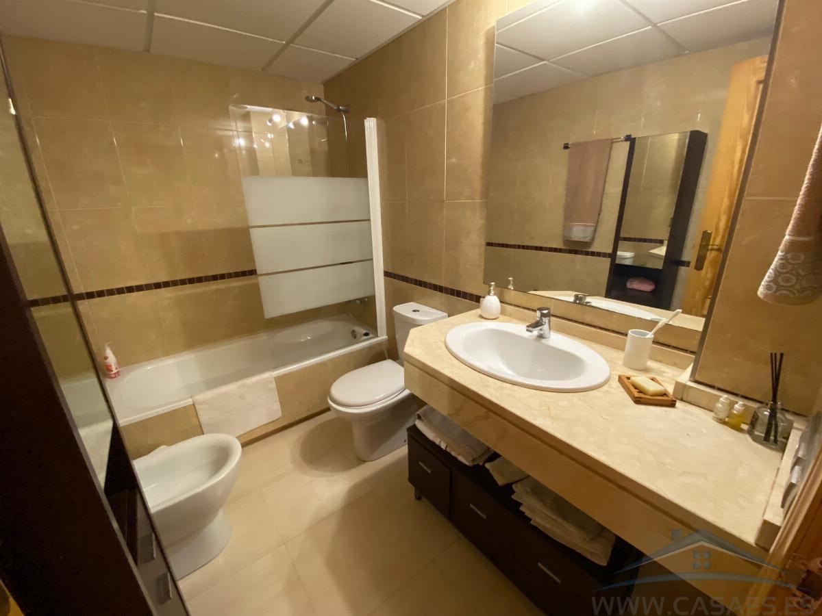 For sale of flat in Roquetas de Mar