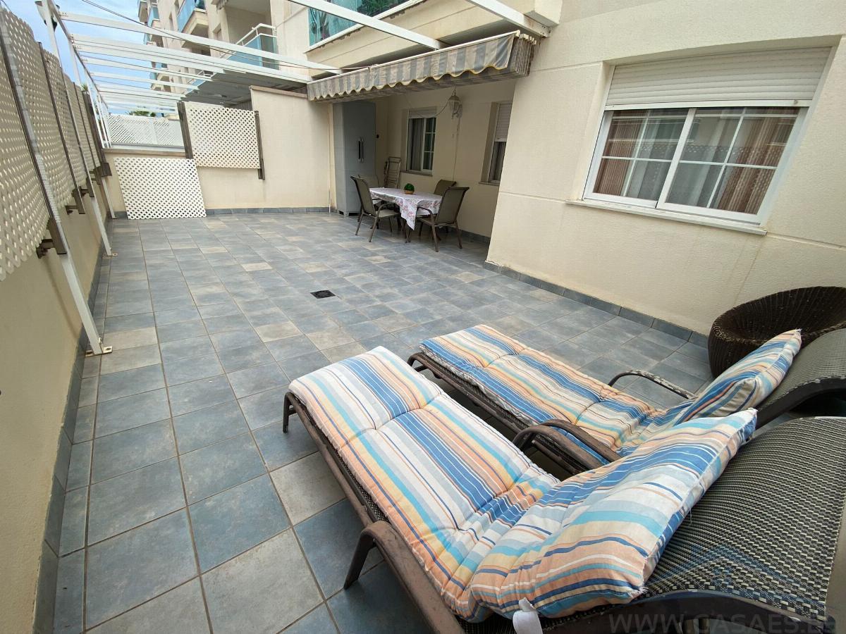 For sale of flat in Roquetas de Mar