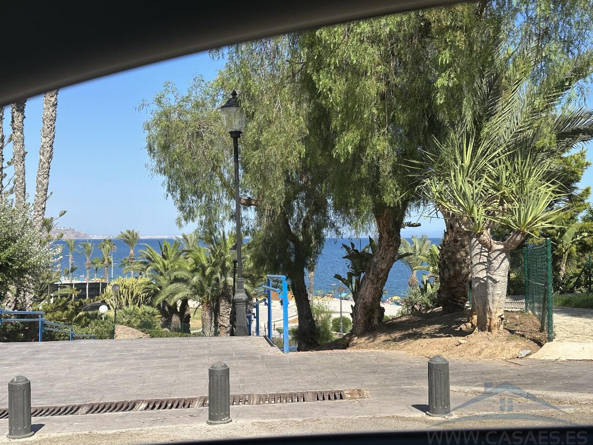 For rent of flat in Aguadulce