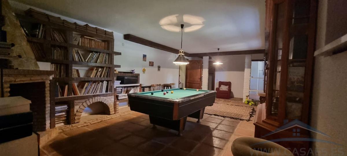 For sale of house in Fondón