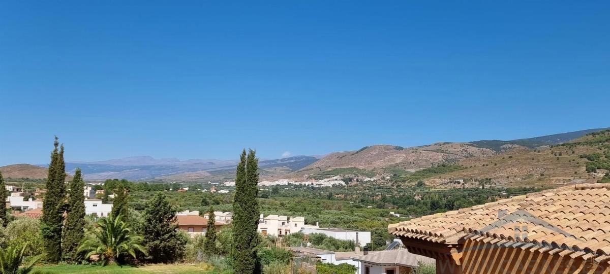For sale of house in Fondón