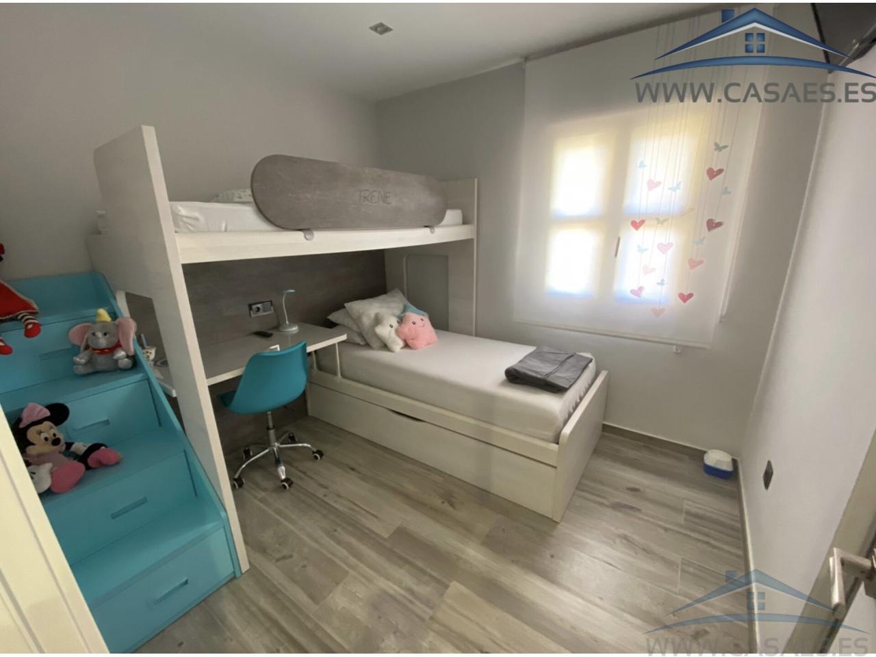Venta de piso en Roquetas de Mar