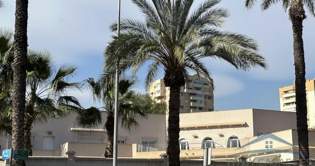 Zu verkaufen von chalet in
 Aguadulce