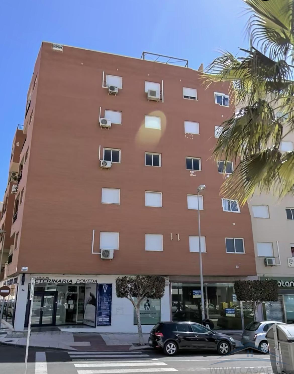 Venta de piso en El Parador de las Hortichuelas