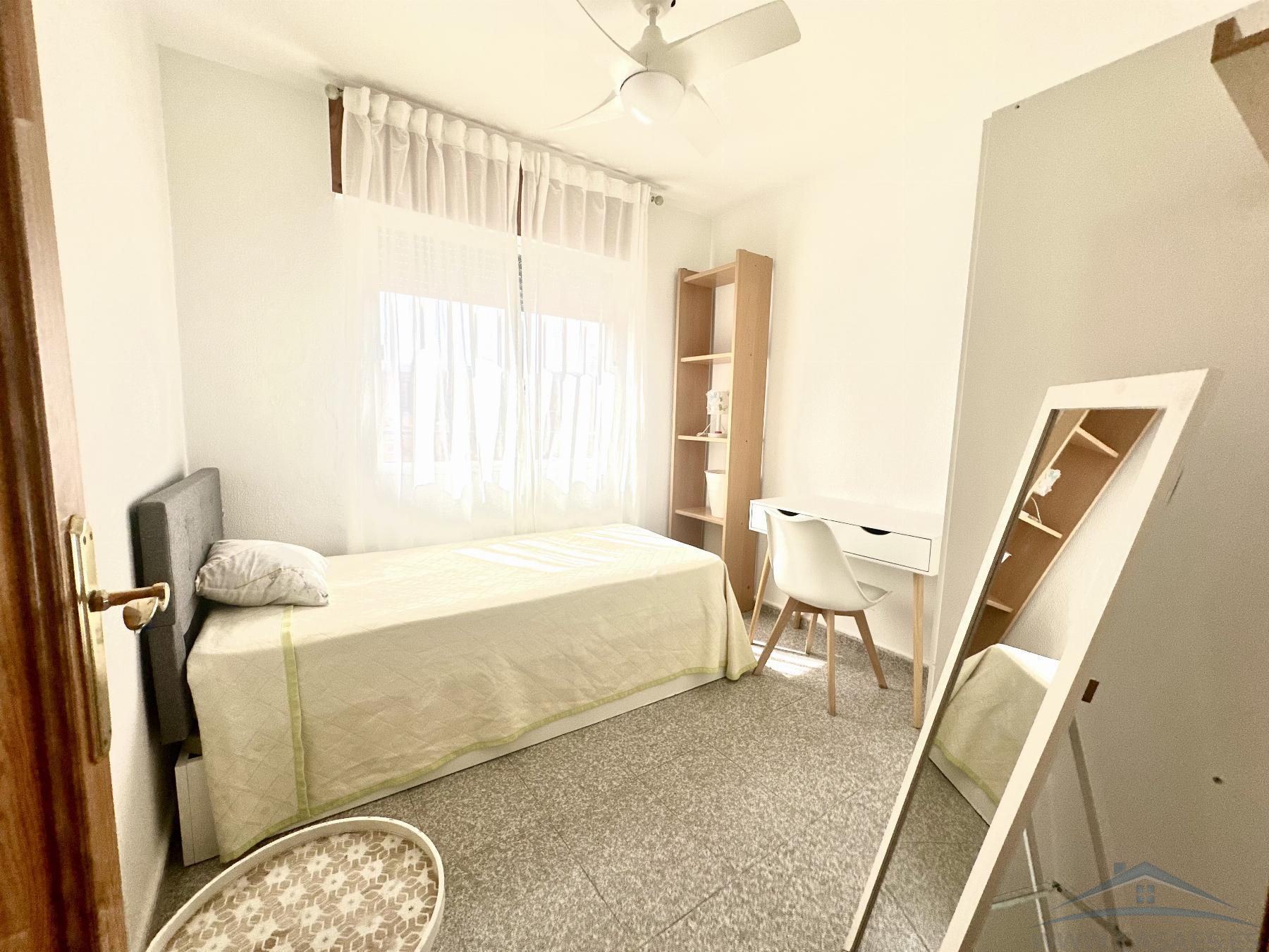 Venta de piso en Almería
