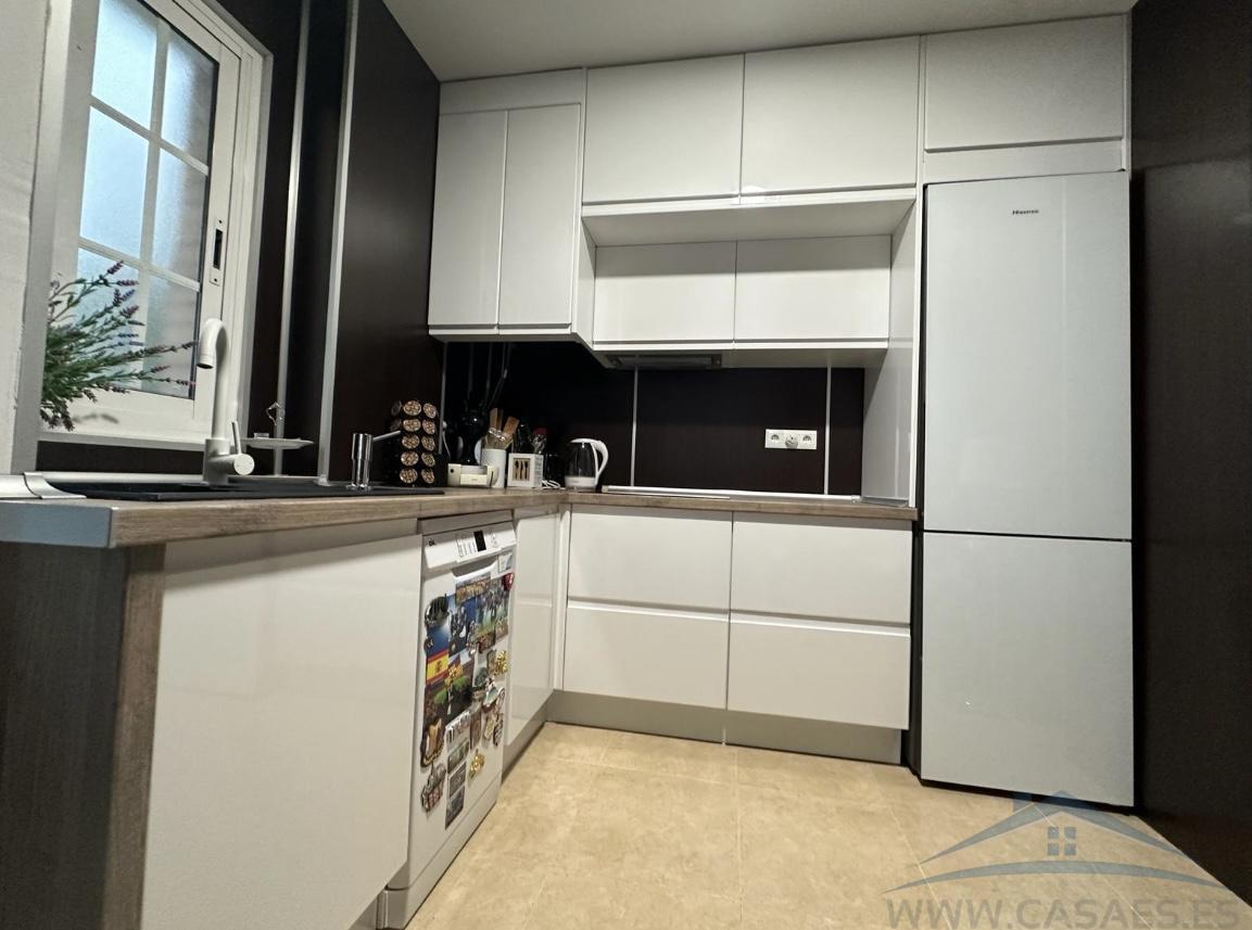 For sale of flat in Aguadulce