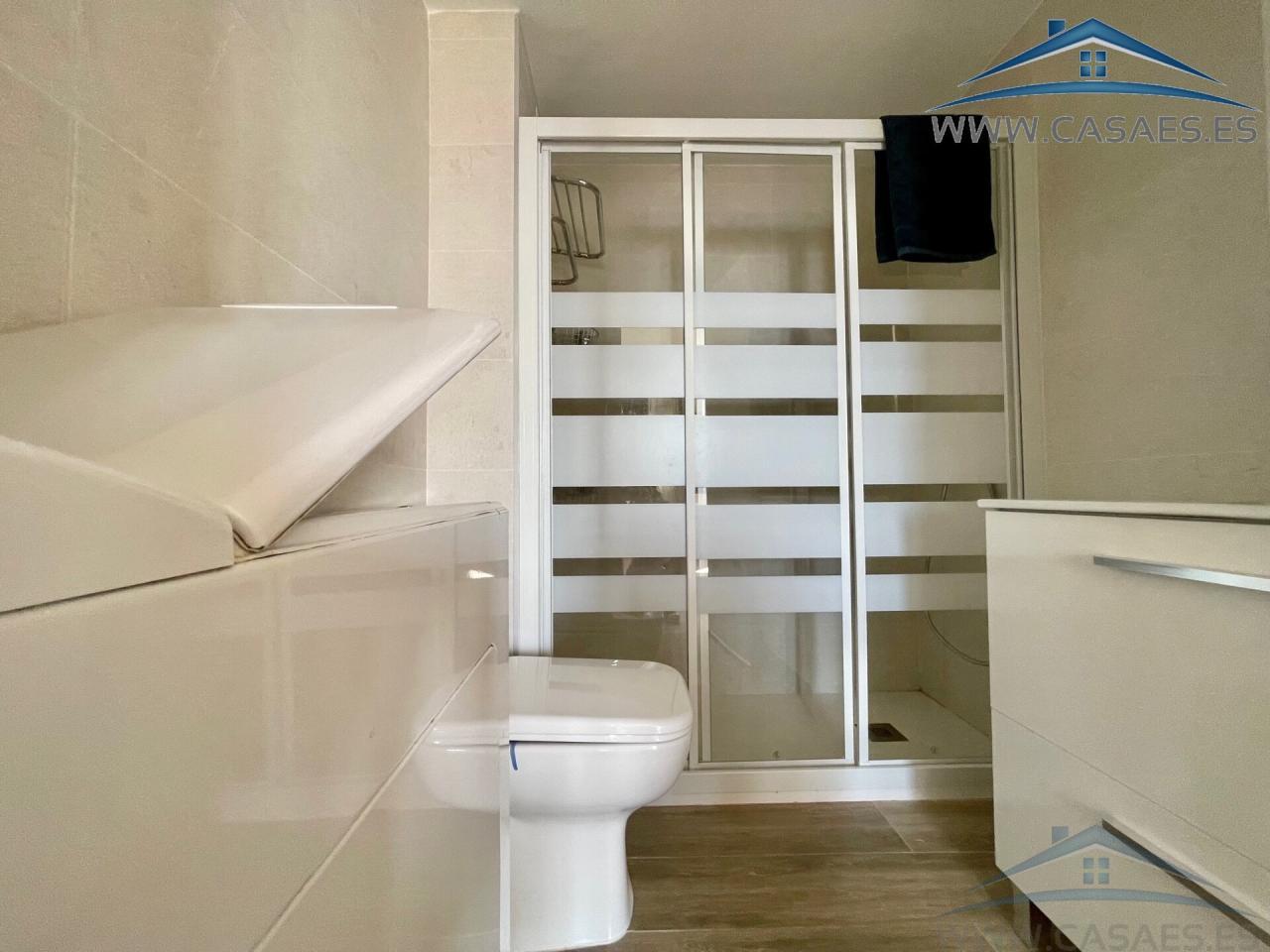 For rent of flat in Roquetas de Mar