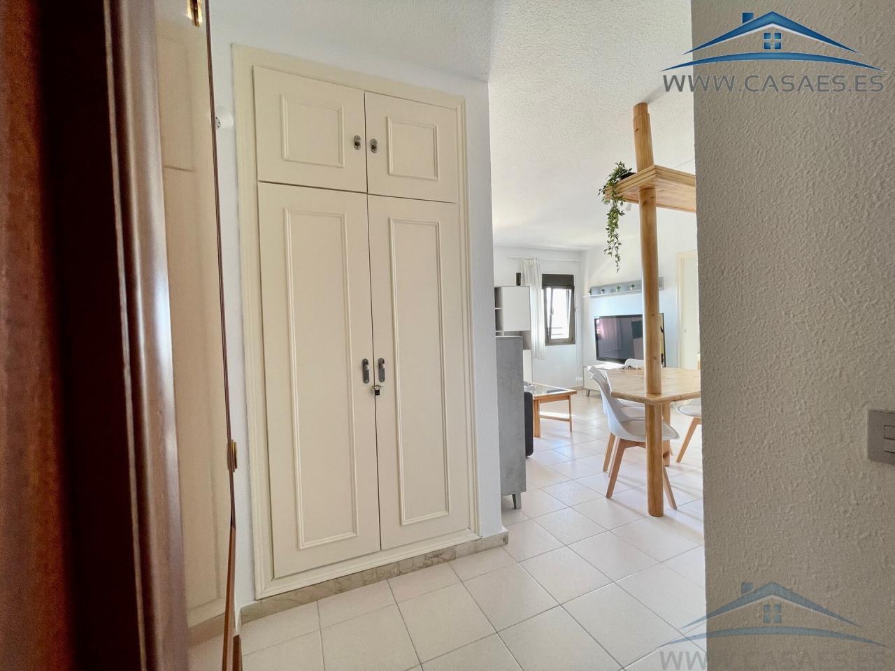 For rent of flat in Roquetas de Mar