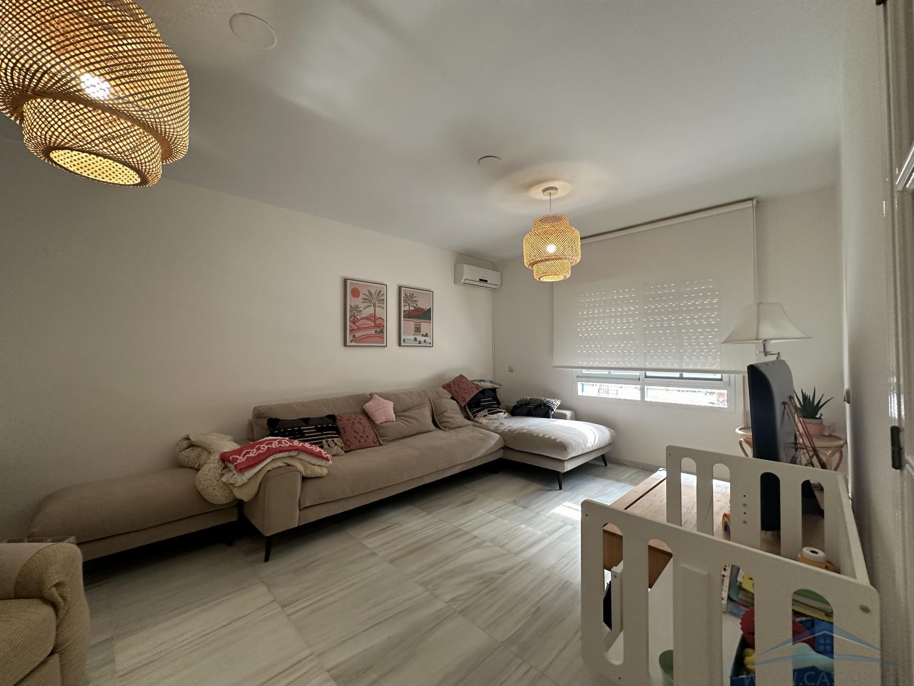 For sale of duplex in Aguadulce